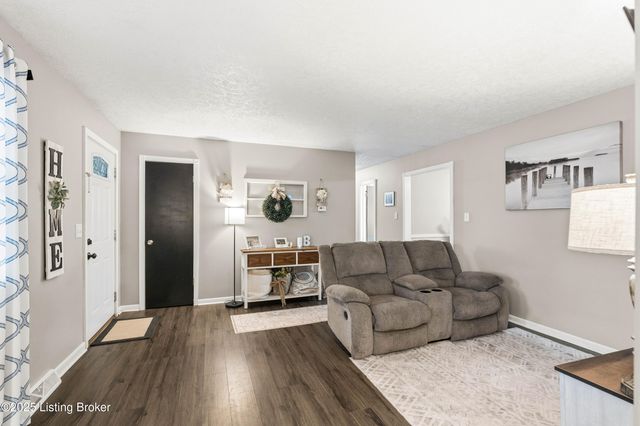 208 Claudie Ave, Elizabethtown, KY 42701