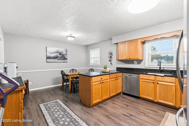 208 Claudie Ave, Elizabethtown, KY 42701