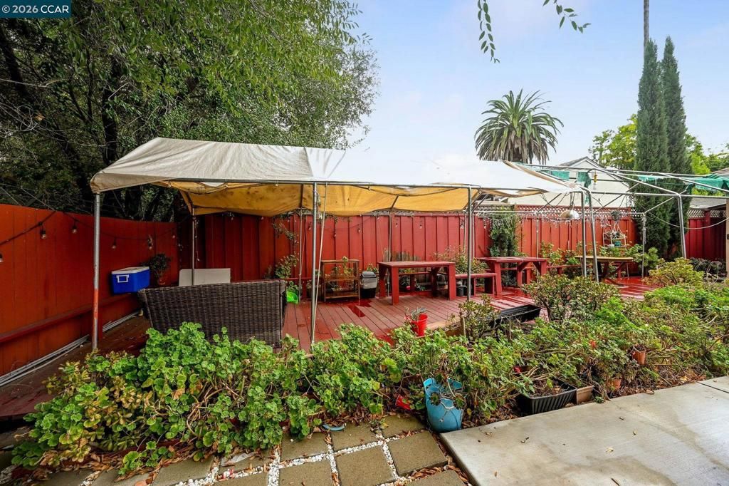 Image 17 of property listing at 1954 N 6Th St, Concord, CA 94519