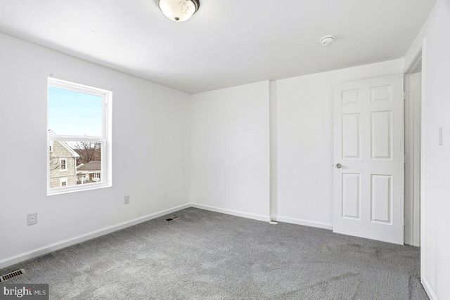 726 & 728 N QUEEN ST, Martinsburg, WV 25404