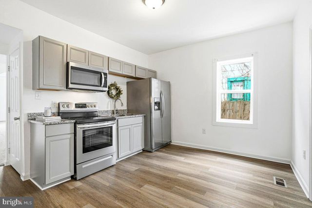 726 & 728 N QUEEN ST, Martinsburg, WV 25404