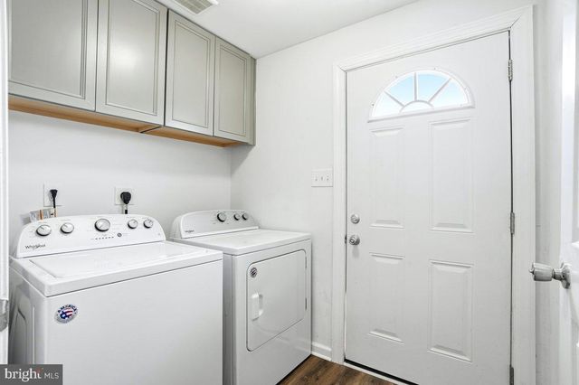 726 & 728 N QUEEN ST, Martinsburg, WV 25404