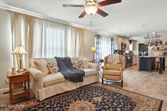 7409 Harmon Creek Lane, Knoxville, TN 37920