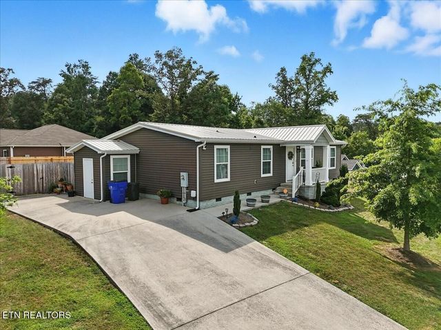 7409 Harmon Creek Lane, Knoxville, TN 37920