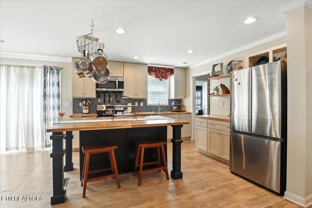 7409 Harmon Creek Lane, Knoxville, TN 37920