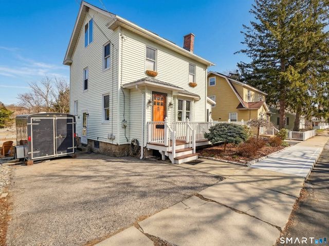131 Norwood Avenue, New London, CT 06320