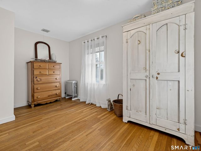 131 Norwood Avenue, New London, CT 06320