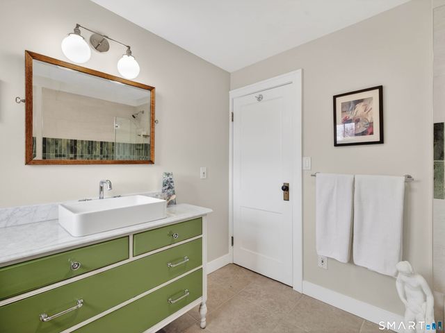 131 Norwood Avenue, New London, CT 06320