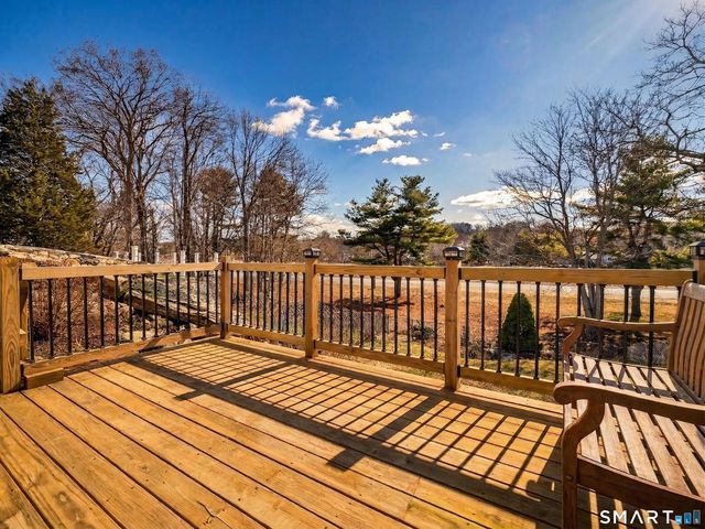 131 Norwood Avenue, New London, CT 06320