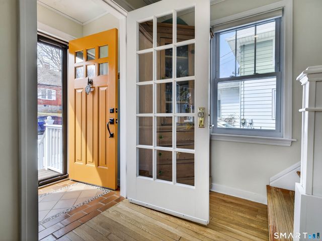 131 Norwood Avenue, New London, CT 06320