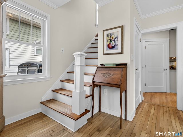 131 Norwood Avenue, New London, CT 06320