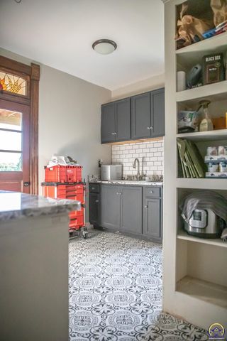 193 N 600 Rd, Overbrook, KS 66524