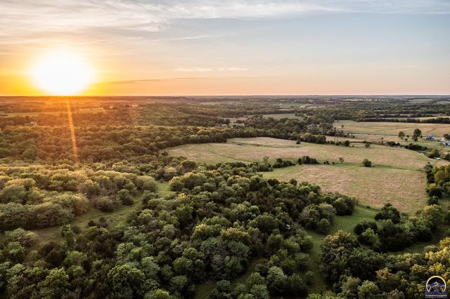 193 N 600 Rd, Overbrook, KS 66524