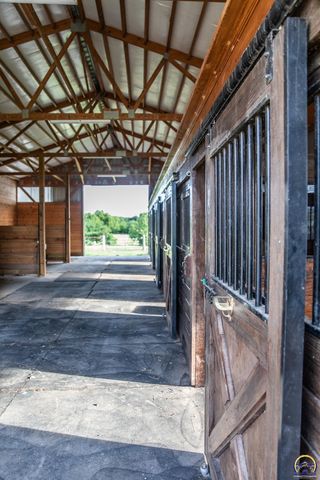 193 N 600 Rd, Overbrook, KS 66524