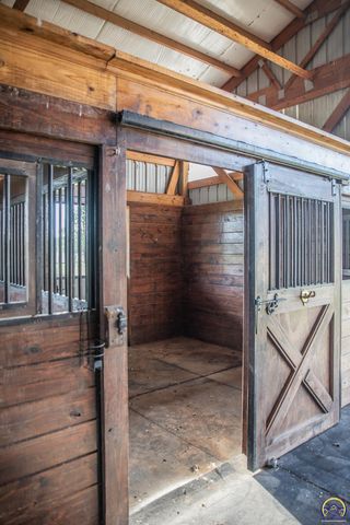 193 N 600 Rd, Overbrook, KS 66524