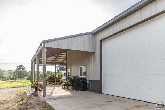 193 N 600 Rd, Overbrook, KS 66524