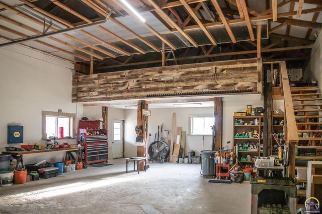 193 N 600 Rd, Overbrook, KS 66524