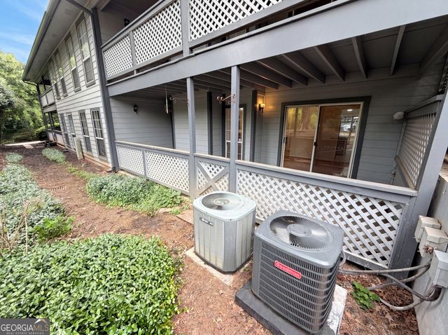 1128 Weatherstone Drive NE, Atlanta, GA 30324