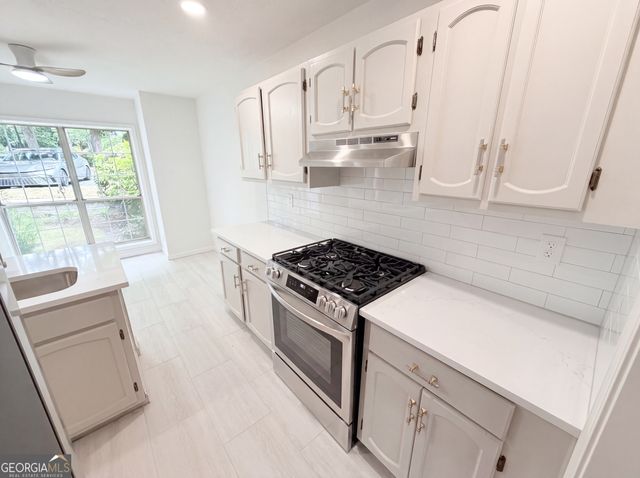 1128 Weatherstone Drive NE, Atlanta, GA 30324