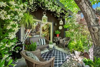 264 Los Alamos Rd, Santa Rosa, CA 95409