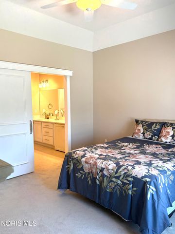 1812 Hidden Ridge Drive, Perrysburg, OH 43551
