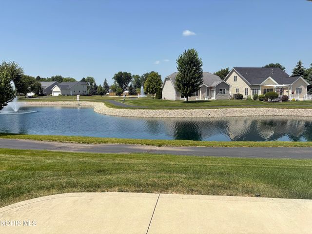 1812 Hidden Ridge Drive, Perrysburg, OH 43551