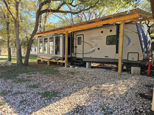 309 N Buffalo Ave, Cedar Park, TX 78613