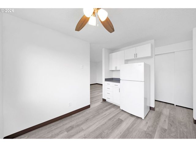 13455 Se OATFIELD Rd, Milwaukie, OR 97222