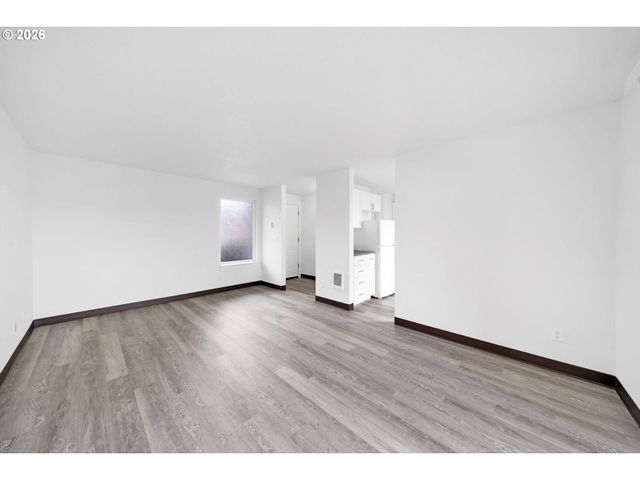 13455 Se OATFIELD Rd, Milwaukie, OR 97222