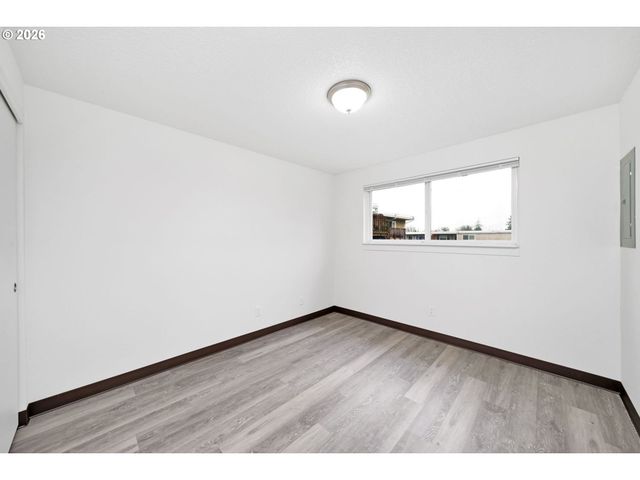 13455 Se OATFIELD Rd, Milwaukie, OR 97222