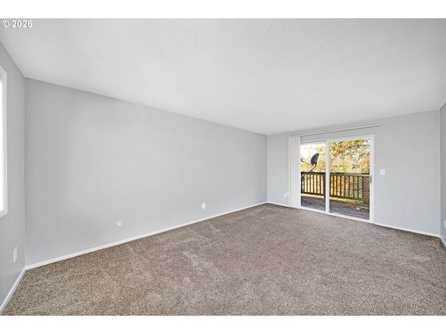 13455 Se OATFIELD Rd, Milwaukie, OR 97222