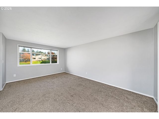 13455 Se OATFIELD Rd, Milwaukie, OR 97222