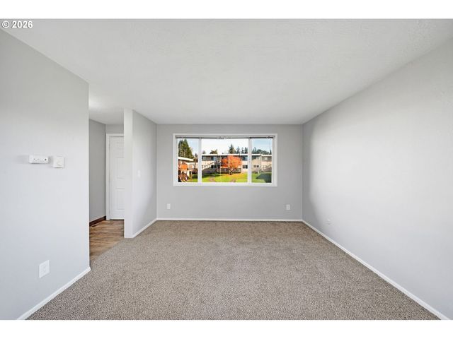 13455 Se OATFIELD Rd, Milwaukie, OR 97222