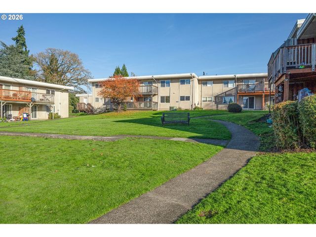 13455 Se OATFIELD Rd, Milwaukie, OR 97222