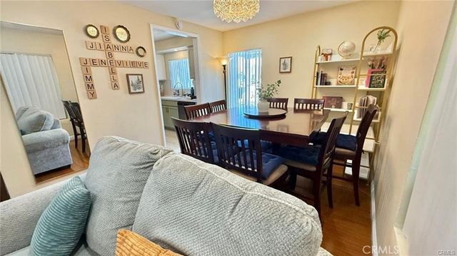 18350 Hatteras 176, Tarzana, CA 91356