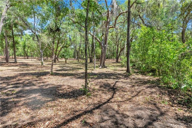 5823 Highland Park Drive, Hernando, FL 34442