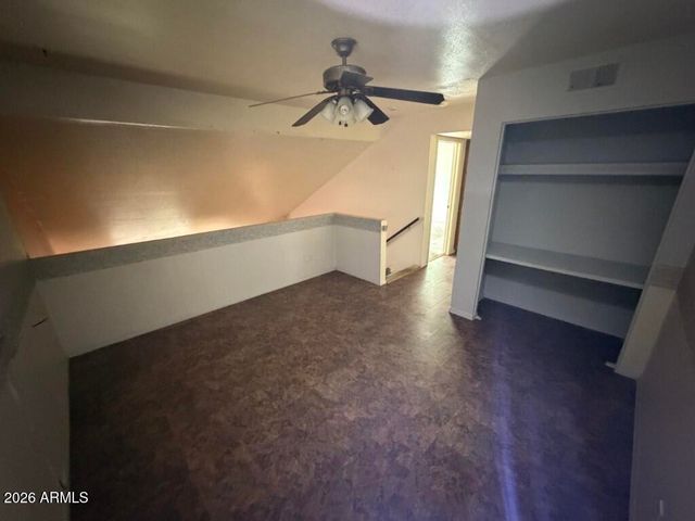 222 W BROWN Road 1, Mesa, AZ 85201