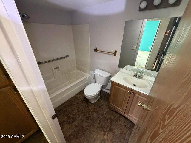222 W BROWN Road 1, Mesa, AZ 85201