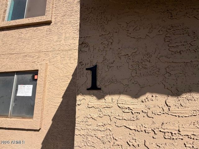 222 W BROWN Road 1, Mesa, AZ 85201