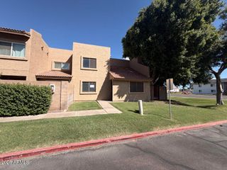 222 W BROWN Road 1, Mesa, AZ 85201