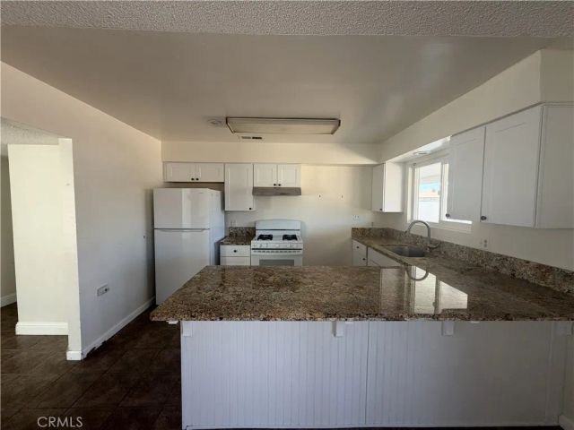 2801 Belden, Bakersfield, CA 93309
