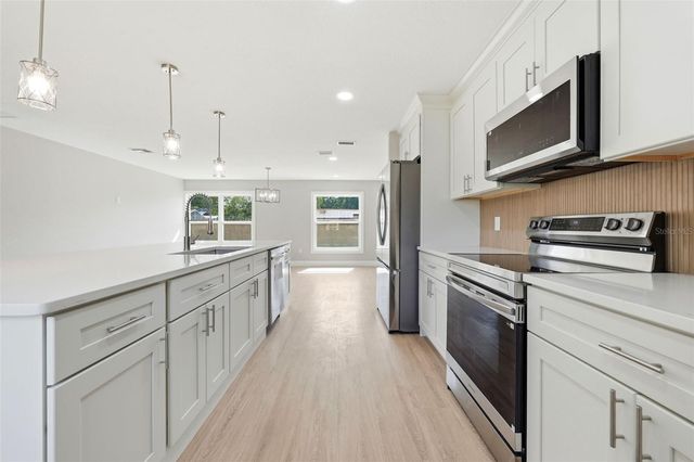 271 SE 54TH AVENUE, Ocala, FL 34480