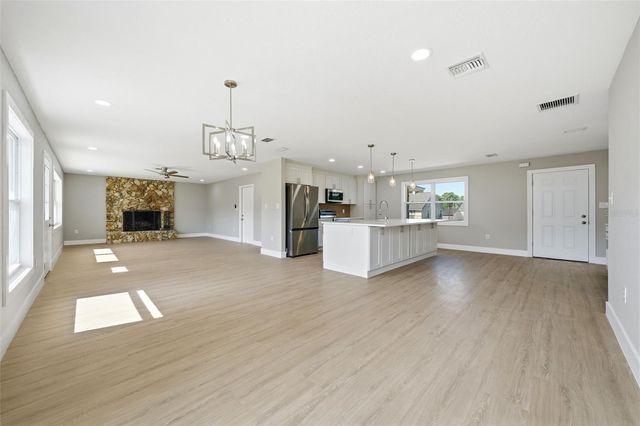 271 SE 54TH AVENUE, Ocala, FL 34480