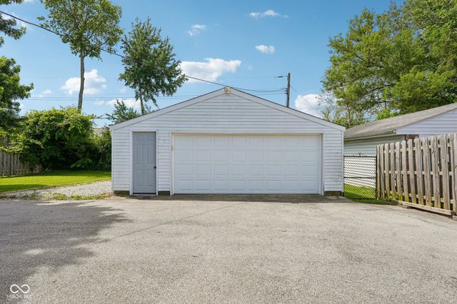 343 Northfield Drive, Mooresville, IN 46158