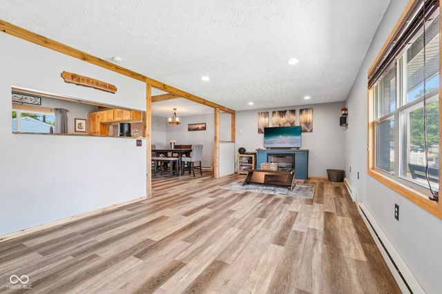 343 Northfield Drive, Mooresville, IN 46158