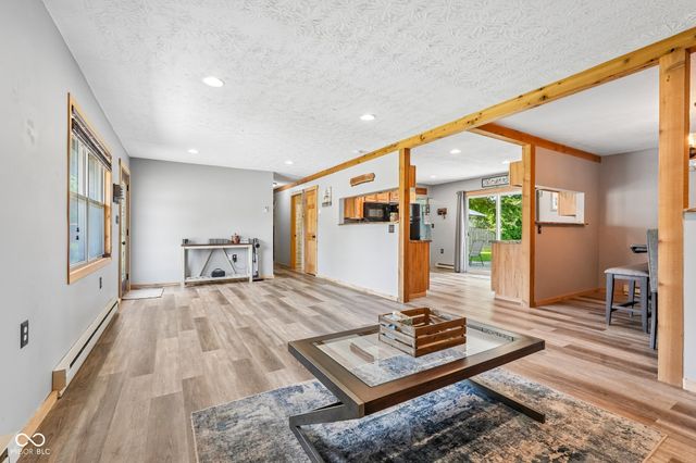 343 Northfield Drive, Mooresville, IN 46158