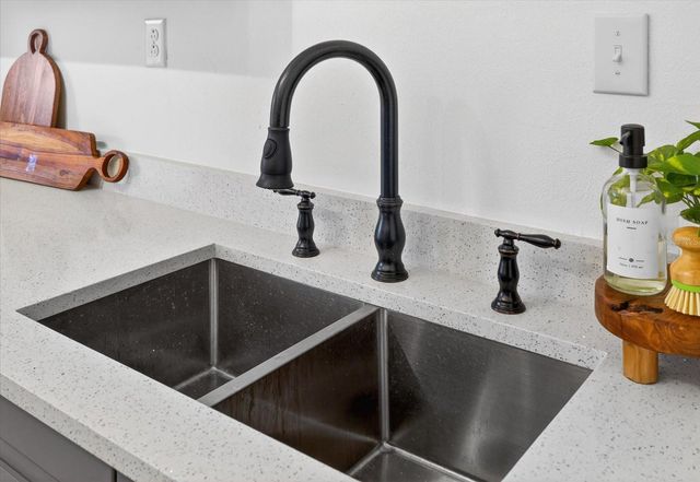 6982 79TH AVENUE N, Pinellas Park, FL 33781