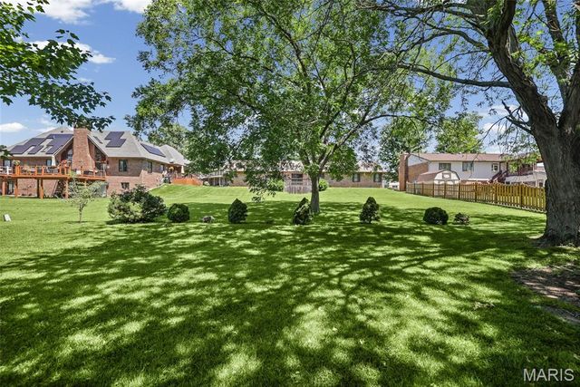 15 Moonglow Drive, Belleville, IL 62221