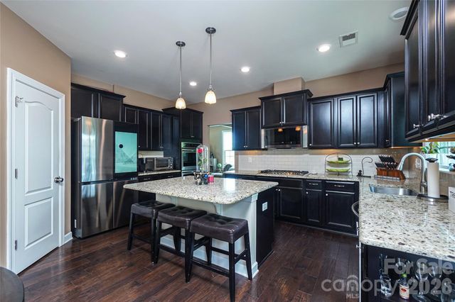 1238 Stonecrest Boulevard, Fort Mill, SC 29708