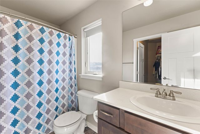 717 NE Macey Way, Waukee, IA 50263